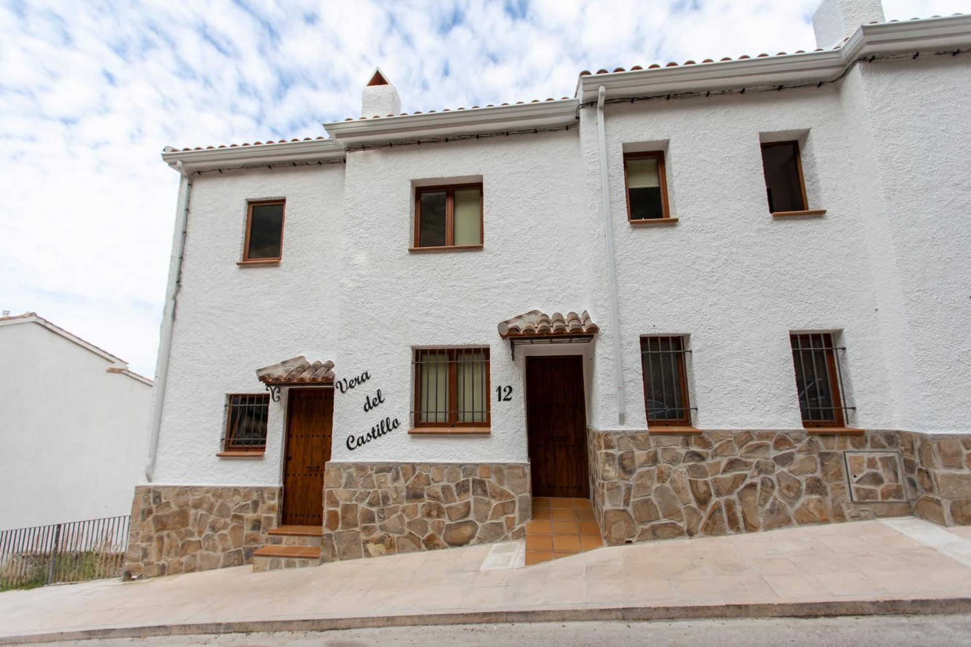 Vera Del Castillo Segura de la Sierra Exterior photo